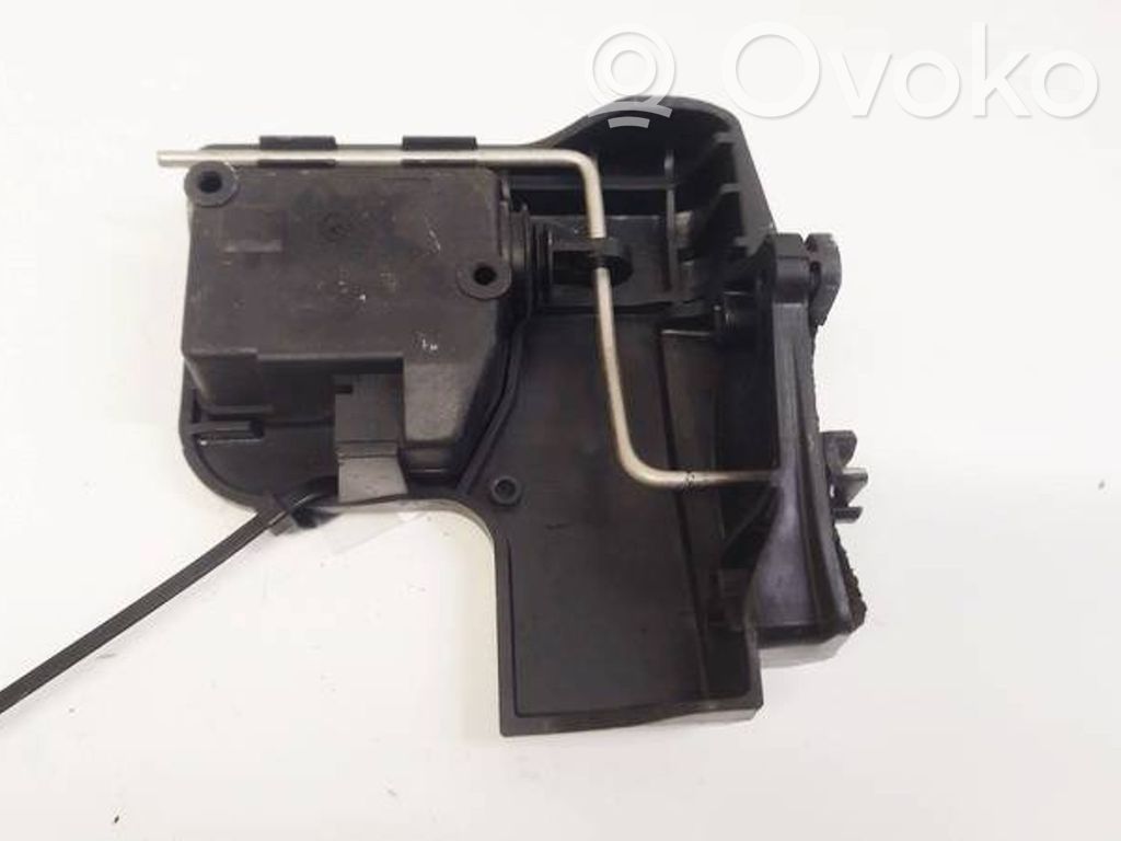 Volvo S40, V40 Motor de bloqueo de puertas