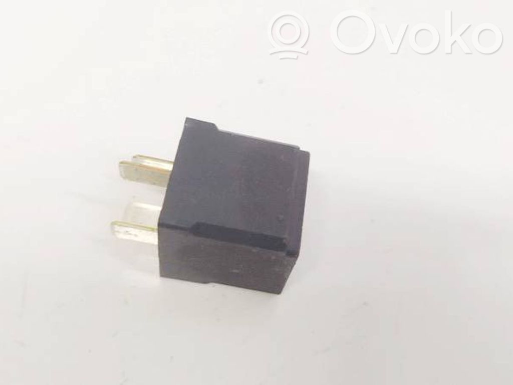 Altri relè   6G9T14B192CA,6G9T14B192CA,6G9T14B192CA,6G9T14B192CA