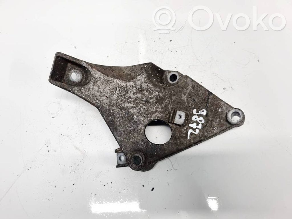 BMW 3 E90 E91 Engine mounting bracket 