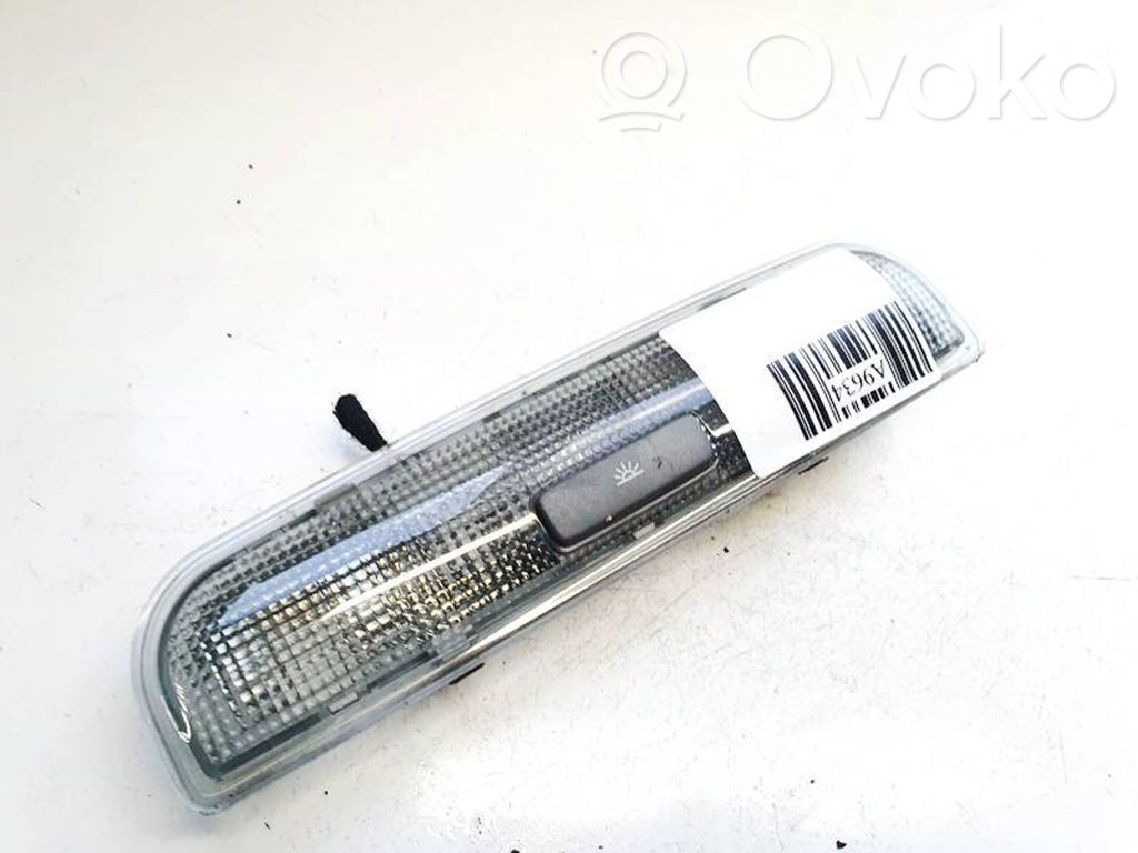 Audi A4 S4 B7 8E 8H Etuistuimen valo 