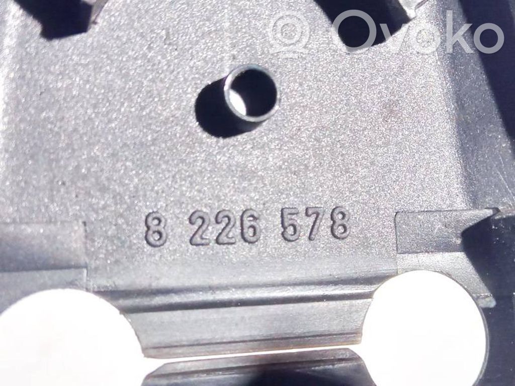 Otros repuestos del interior   8226578,8226578