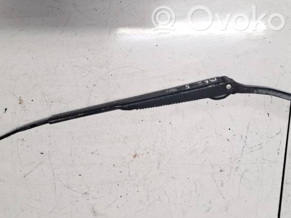 Wischerarm vorne   J45CLD9031,J45CLD9031