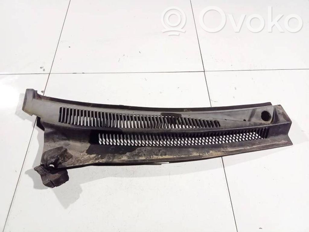 Jeep Grand Cherokee (WK) Apărătoare ștergătoare 