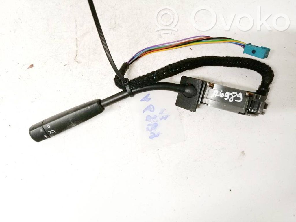 Suuntavilkun vipu   A2085450324,LS202729Q03,A2085450324,LS202729Q03