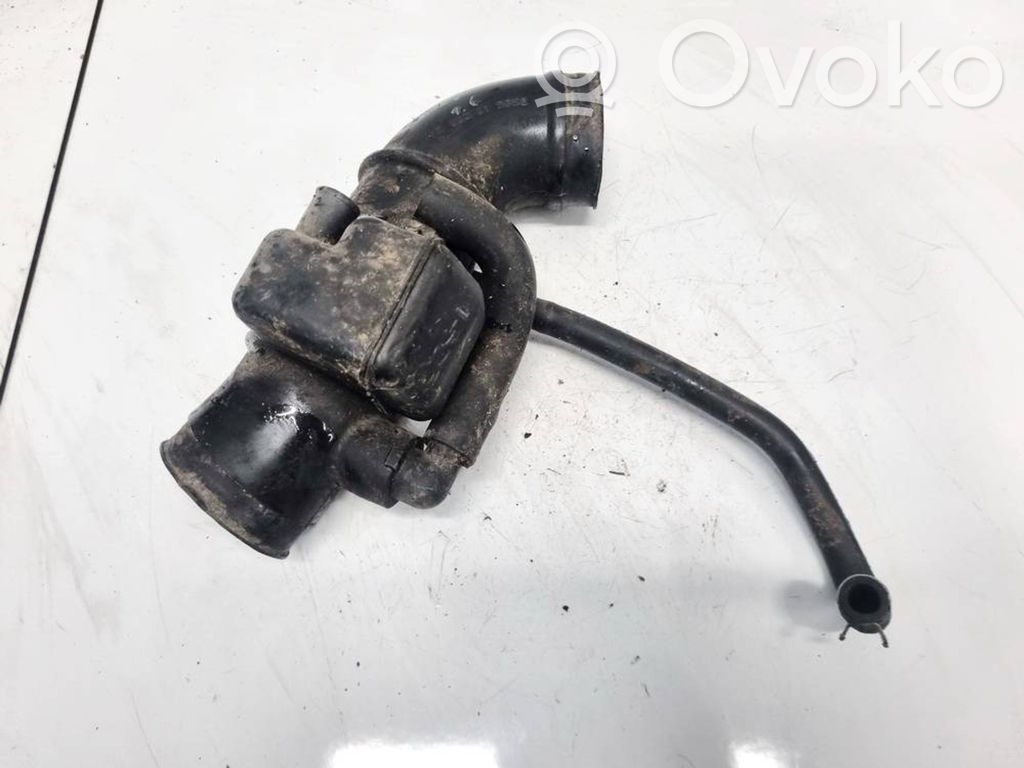 Mazda 323 Air intake hose/pipe 