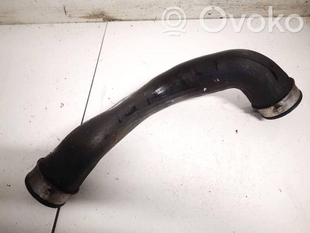 Mercedes-Benz E W211 Furtun/conductă intercooler
