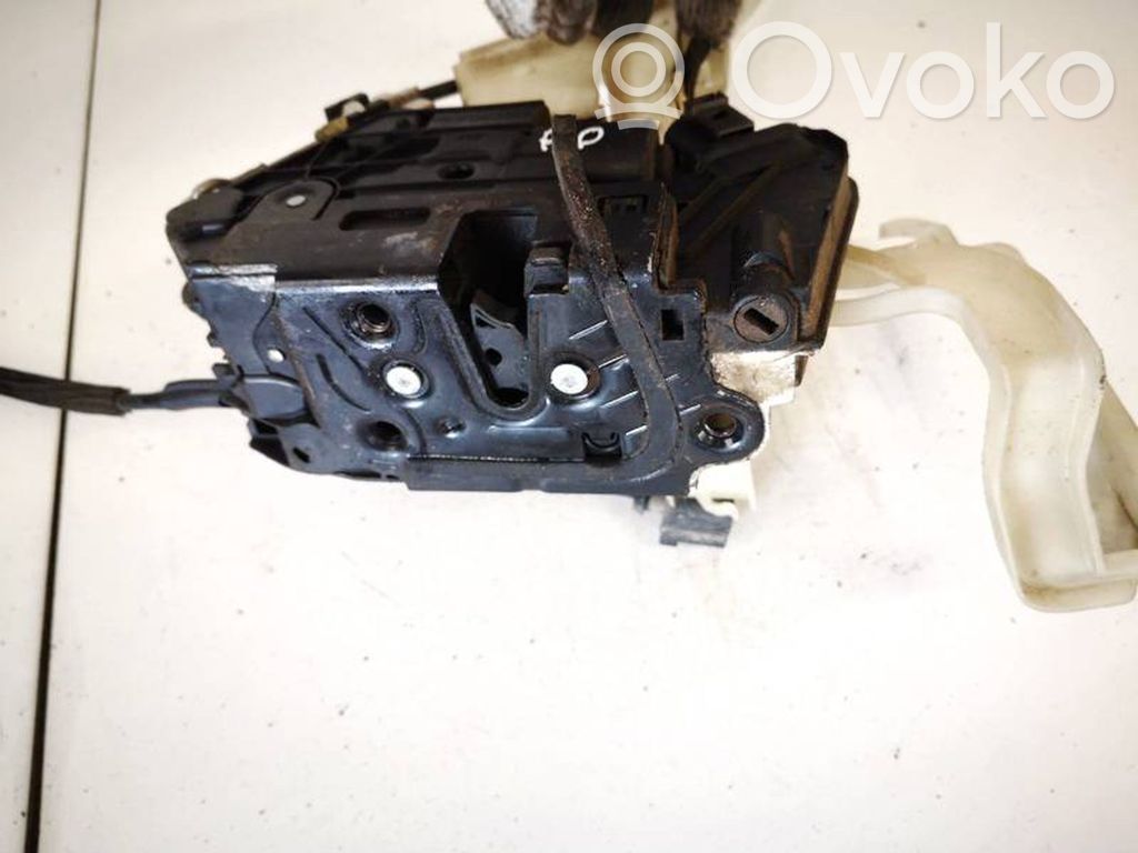 Volkswagen PASSAT CC Serratura portiera anteriore