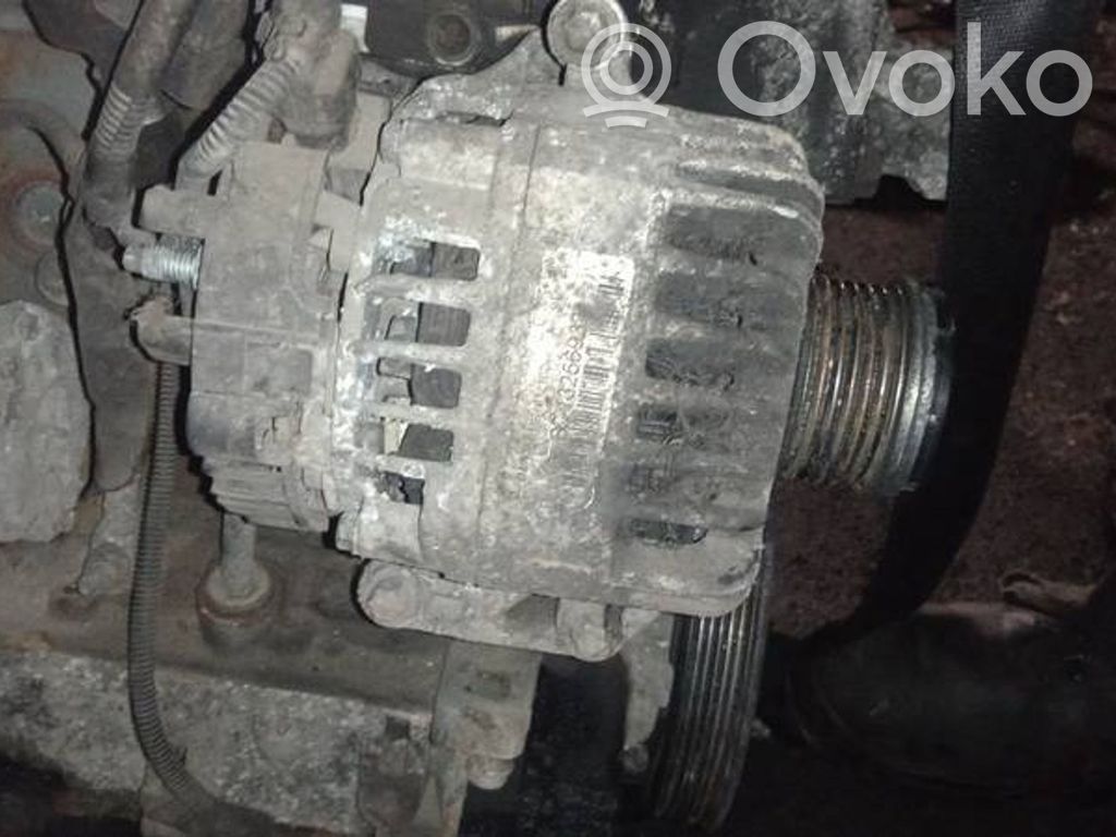Opel Corsa D Alternador 