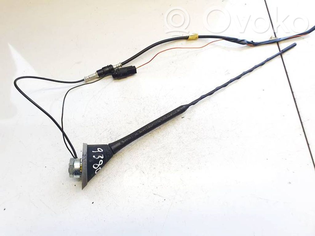 Fiat Grande Punto GPS-pystyantenni 