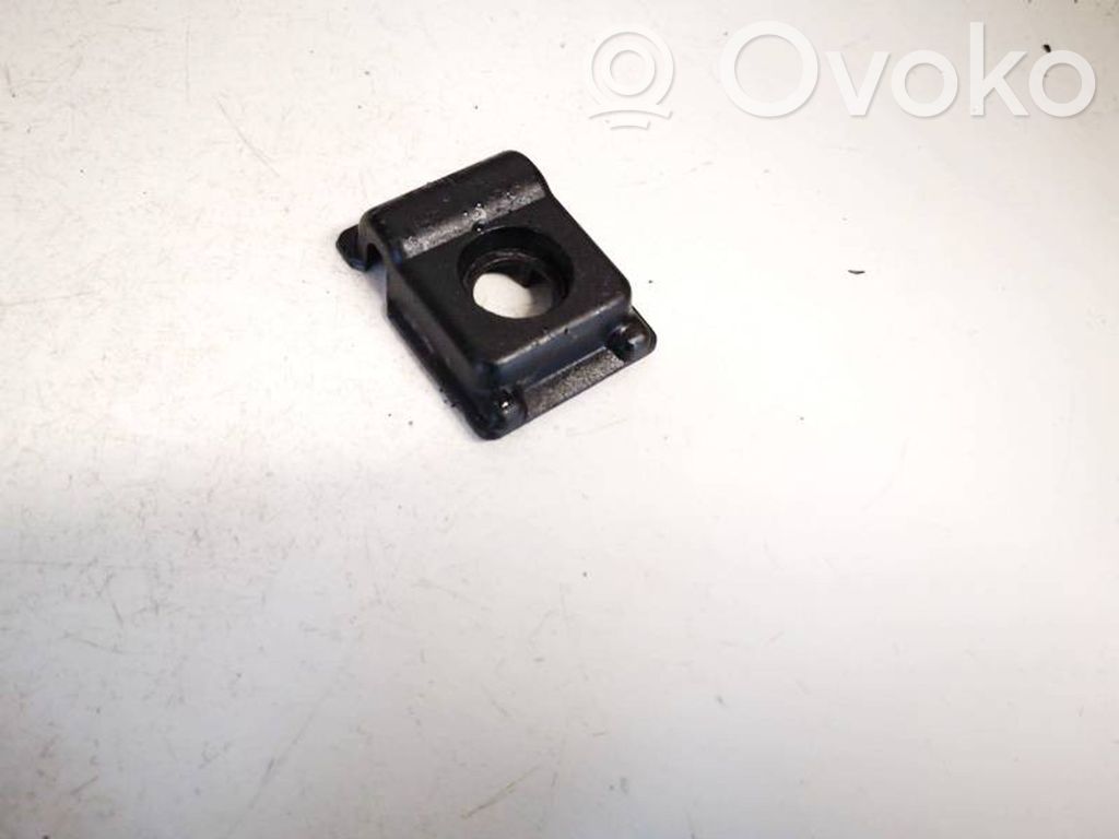 BMW 3 E90 E91 Otros repuestos del interior 