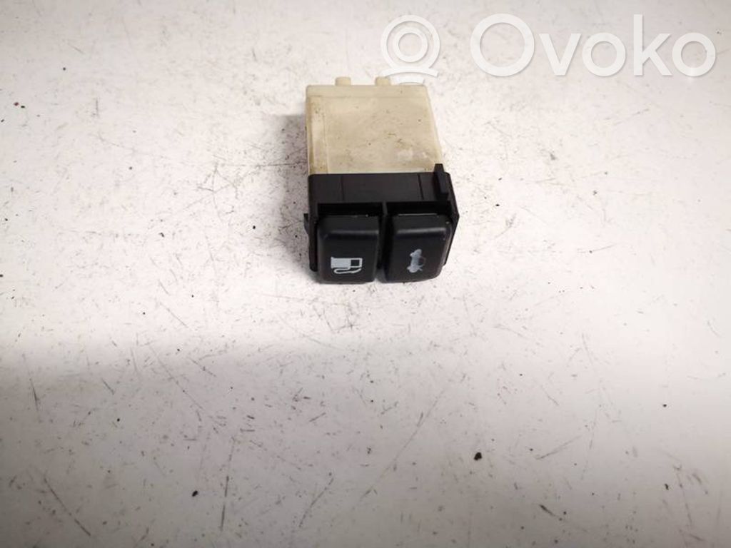 Lexus IS 220D-250-350 Comutator deschidere clapetă rezervor 