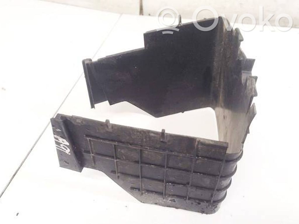 Volkswagen PASSAT B7 Vassoio scatola della batteria 