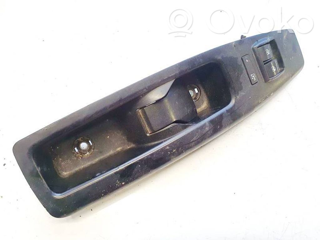 Fiat Doblo Przyciski szyb 