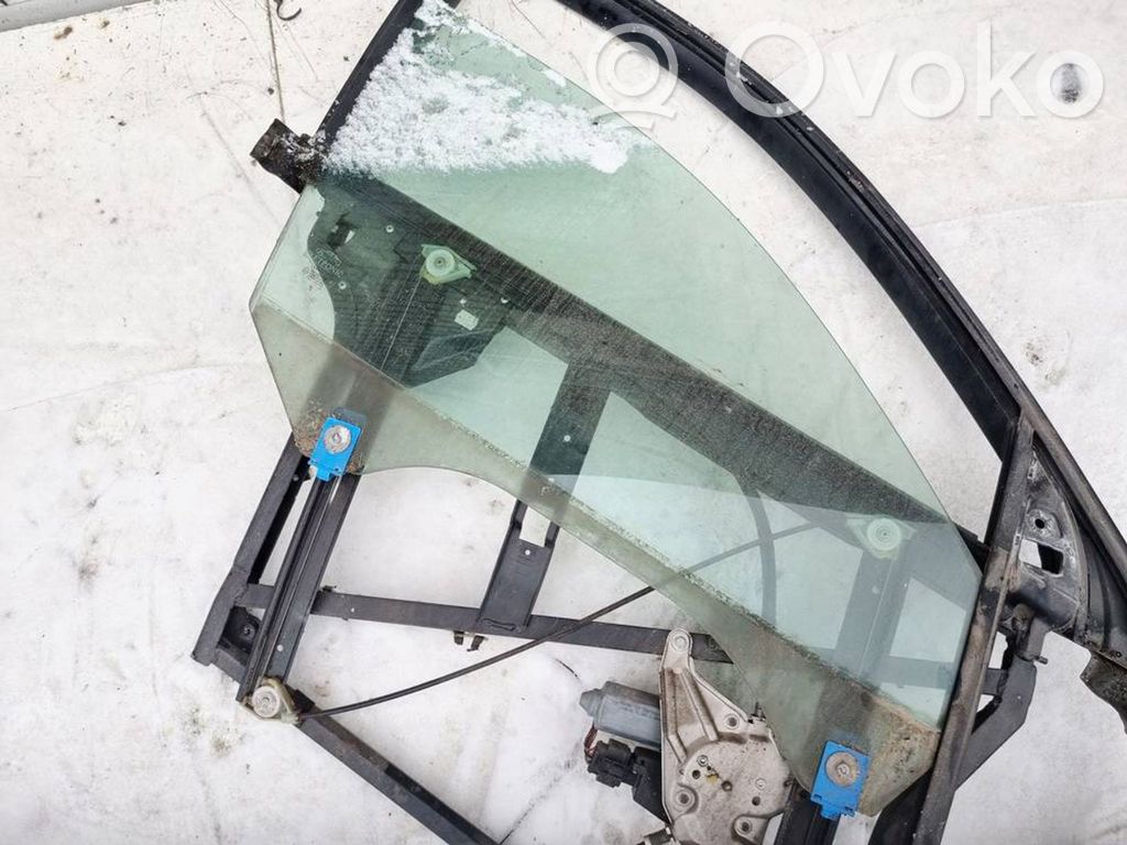 Audi A6 S6 C5 4B Vetro del finestrino della portiera anteriore - quattro porte 