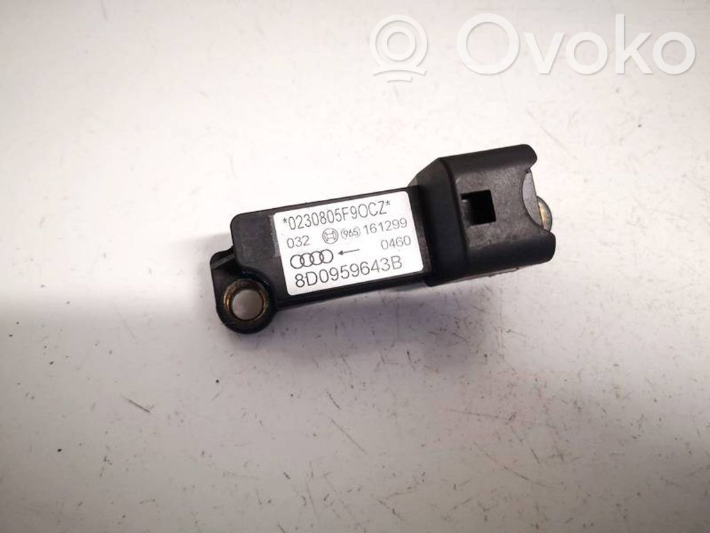 Czujnik uderzenia Airbag   8D0959643B,8D0959643B