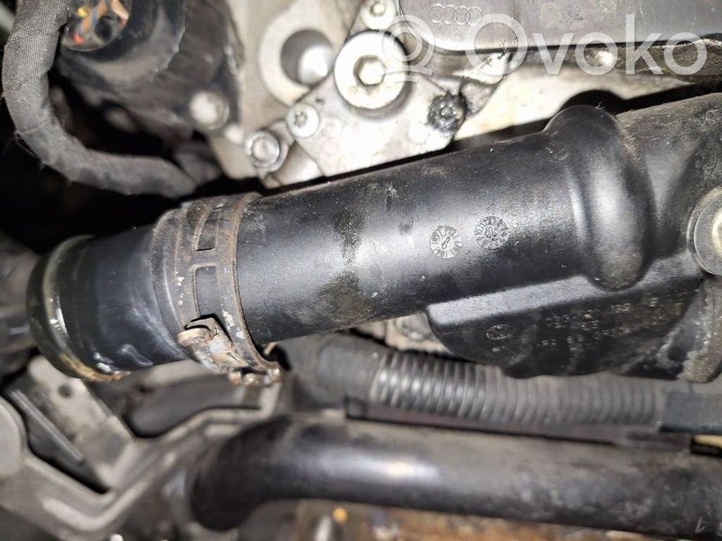 Volkswagen Caddy Tubo flessibile del liquido di raffreddamento del motore