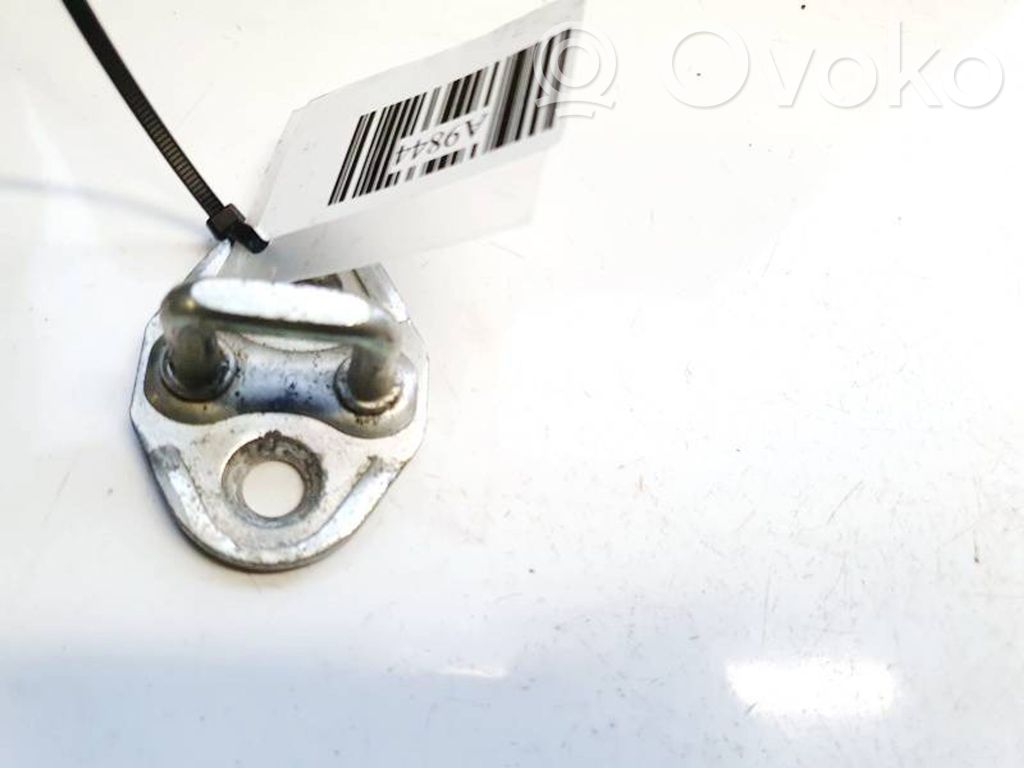 Mazda 6 Traba/gancho de cierre de puerta trasera 