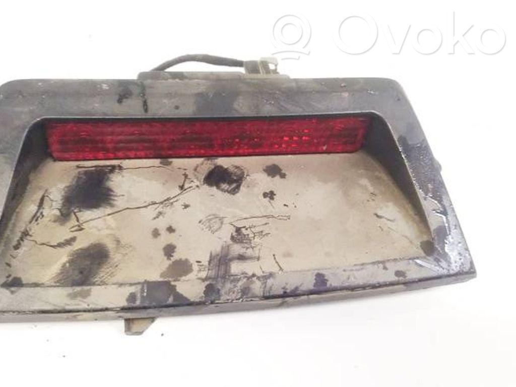 Chrysler 300 - 300C Third/center stoplight 