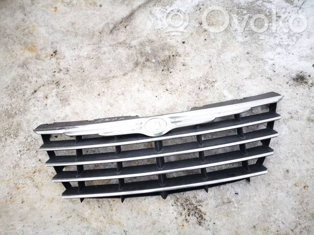 Chrysler Grand Voyager IV Etusäleikkö 