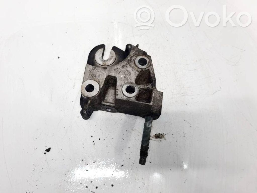 Volvo V50 Suport motor 