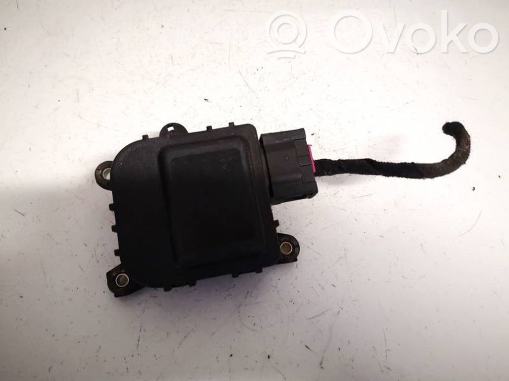Audi A4 S4 B5 8D Motorino attuatore aria 