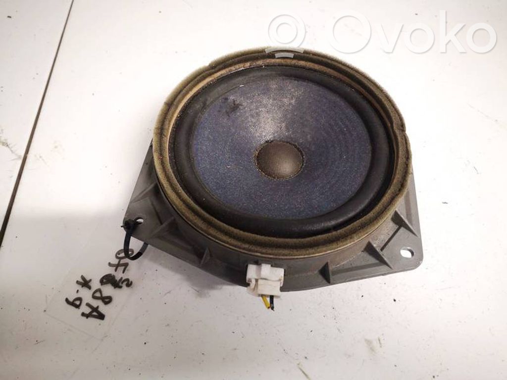 Lexus IS 200-300 Haut-parleur de porte avant