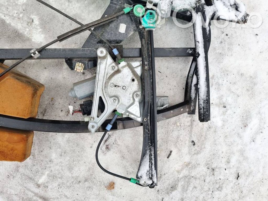 Audi A4 S4 B5 8D Alzacristalli del portellone scorrevole con motorino 
