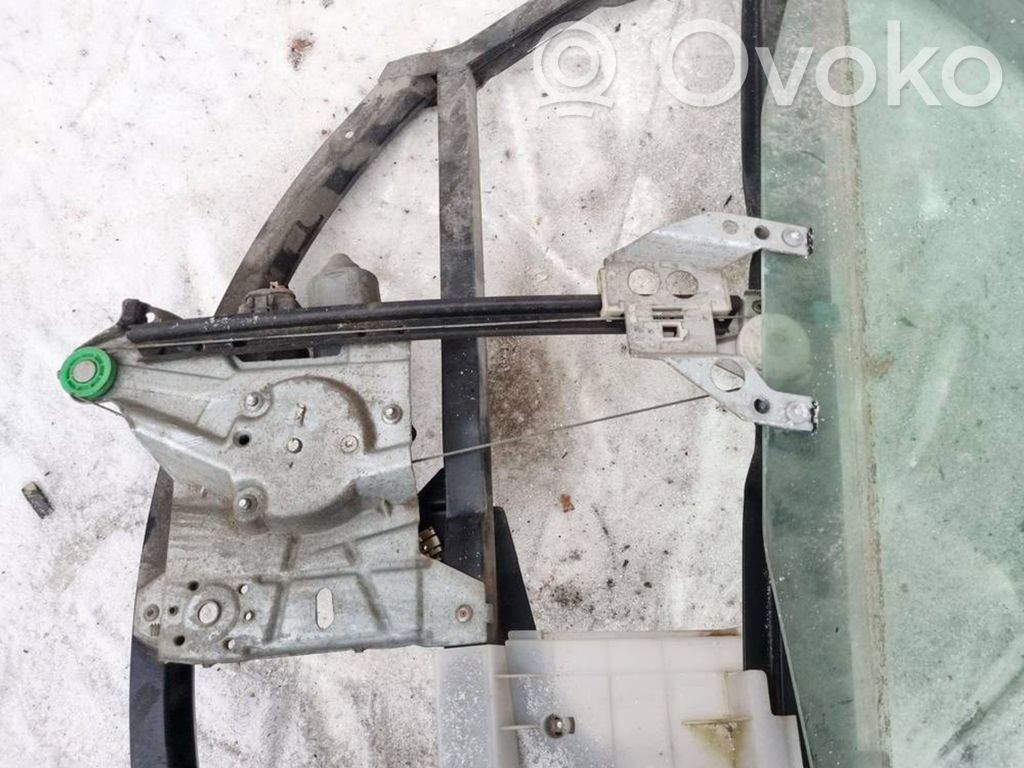 Audi A4 S4 B5 8D Regulador con motor de la ventanilla de la puerta corredera