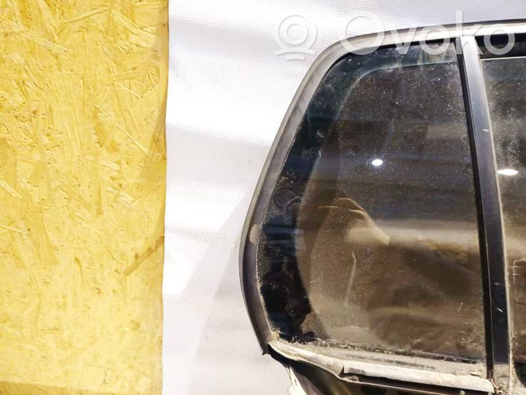Volkswagen Golf V Geam aerisire ușă spate