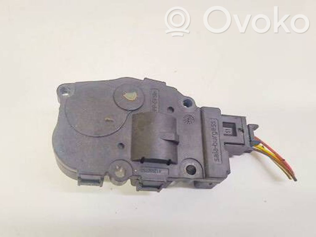 Mercedes-Benz E W212 Motor/actuator clapetă aer