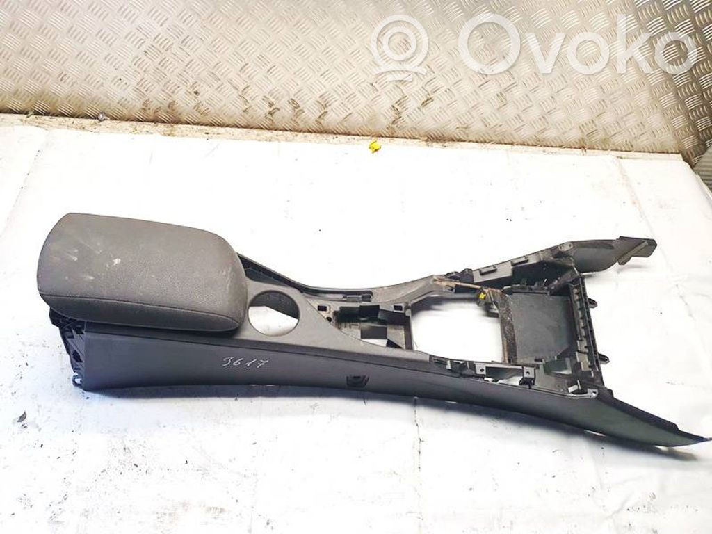 BMW X1 E84 Armrest 