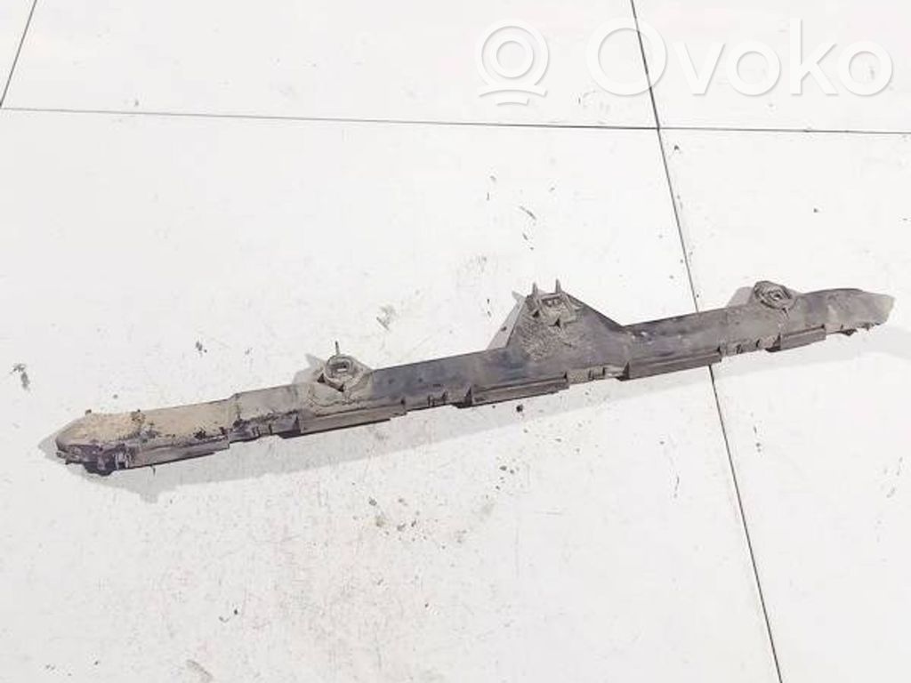 Toyota Avensis T250 Support de pare-chocs arrière