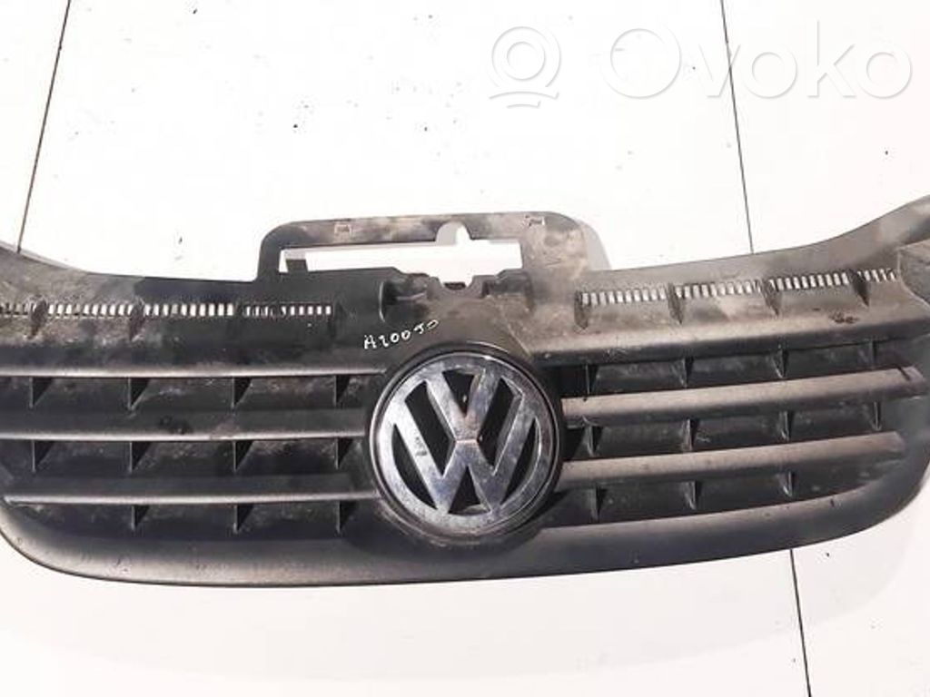 Volkswagen Touran I Griglia anteriore