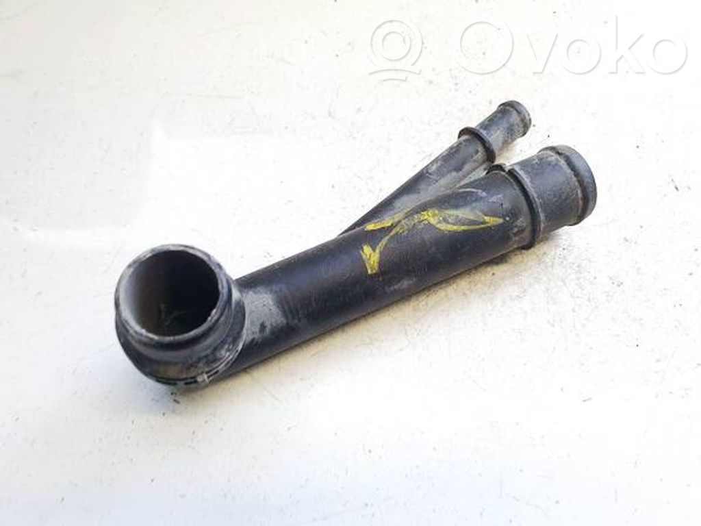 Audi A3 S3 8P Tuyau de liquide de refroidissement moteur
