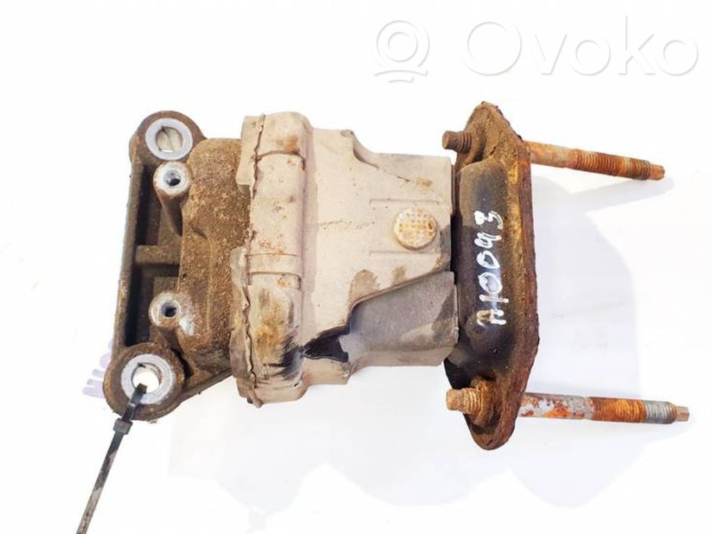 Dodge Magnum Engine mount bracket 