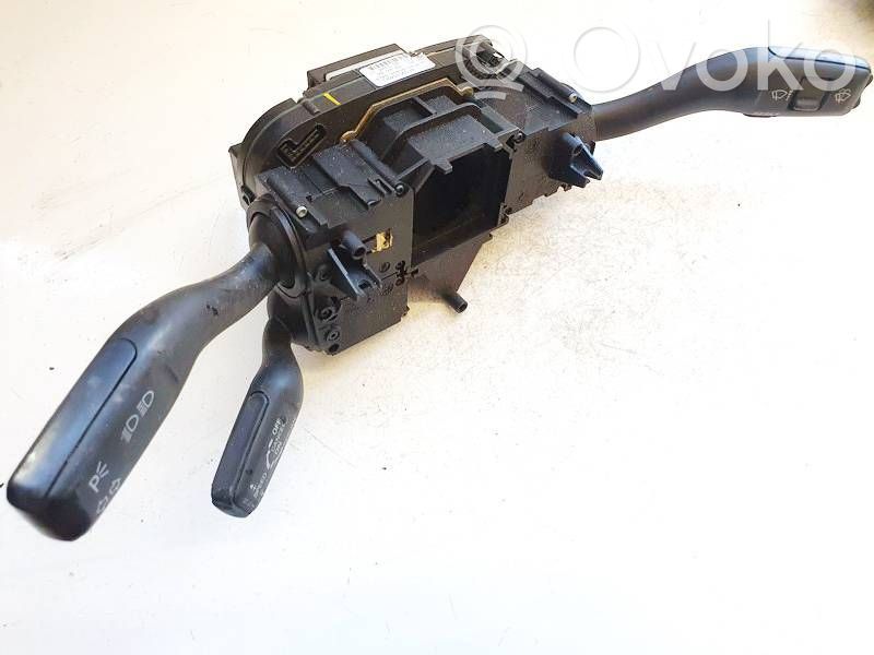 Audi A6 S6 C6 4F Leva/interruttore dell’indicatore di direzione e tergicristallo