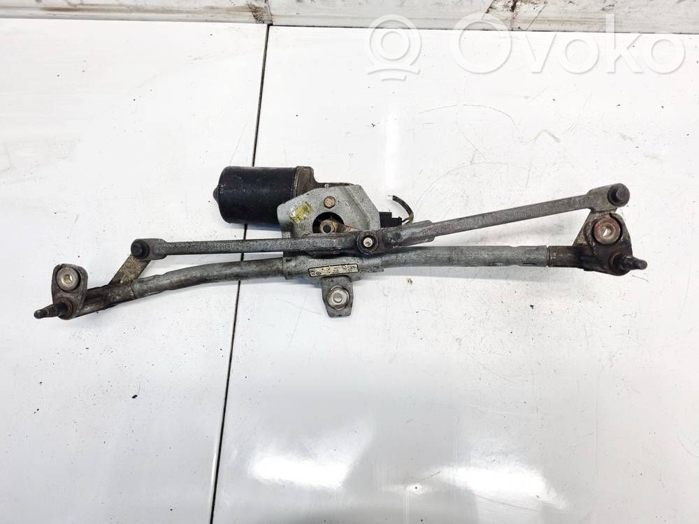 Volkswagen Golf IV Tiranti e motorino del tergicristallo anteriore