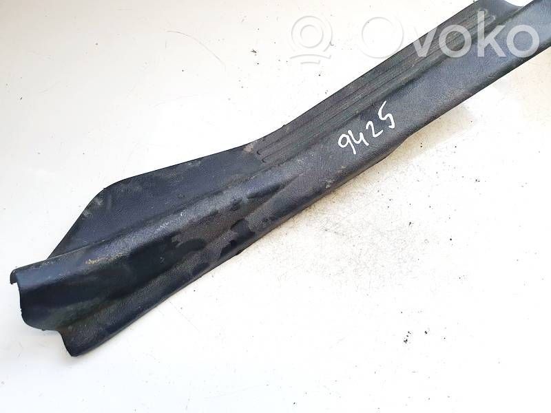 Mitsubishi Space Star Capac prag spate 