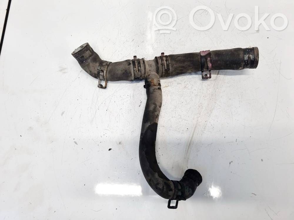 Audi 80 90 S2 B4 Conductă/furtun lichid de răcire motor