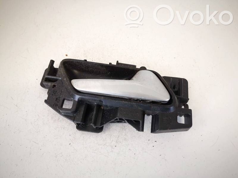 Opel Crossland X Manecilla interna puerta delantera 