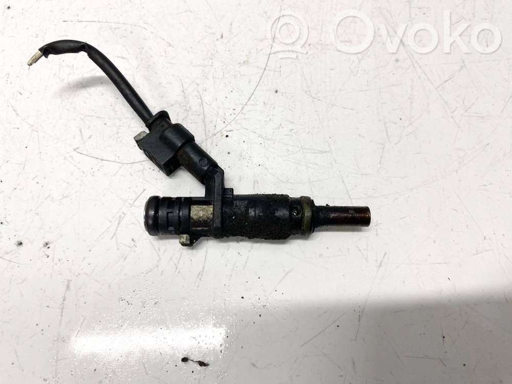 Mercedes-Benz CLS C219 Injecteur de carburant 