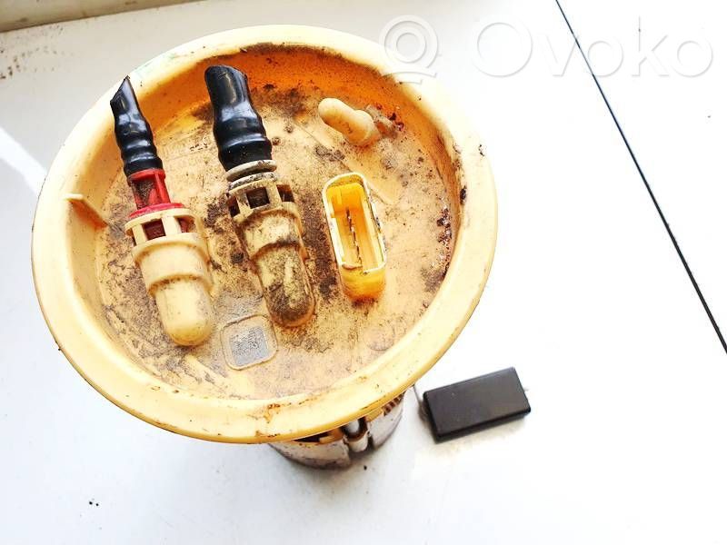 Ford Mondeo MK IV Fuel level sensor 