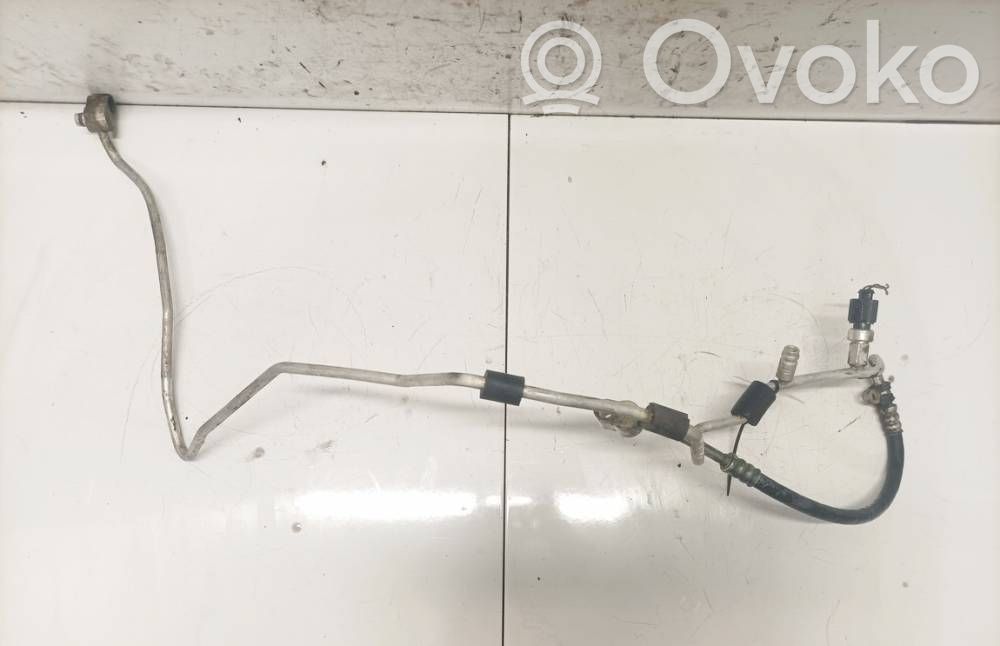 Volkswagen PASSAT B6 Conductă/furtun aer condiționat (A/C)