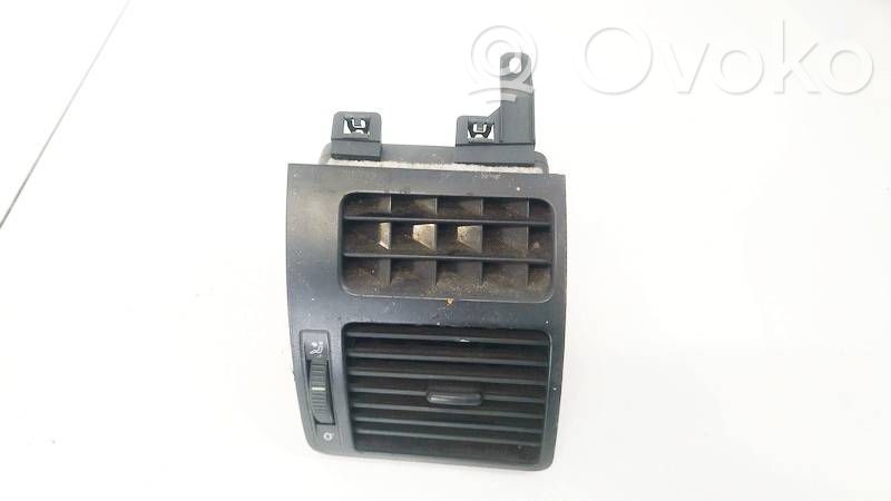 Volkswagen Touran I Griglia di ventilazione centrale cruscotto