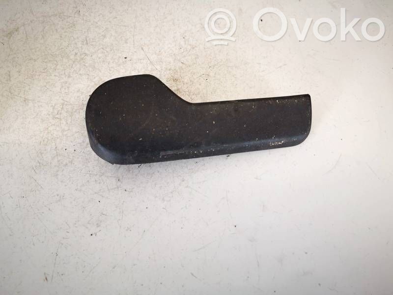 Volkswagen Golf IV Manetă capotă 