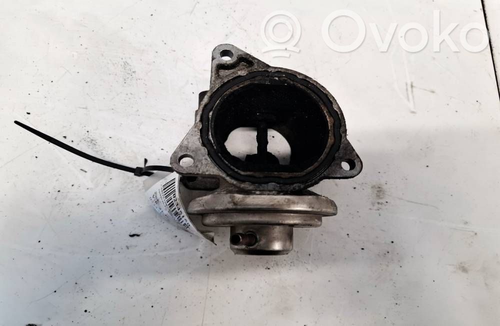 Volkswagen Golf V Soupape vanne EGR