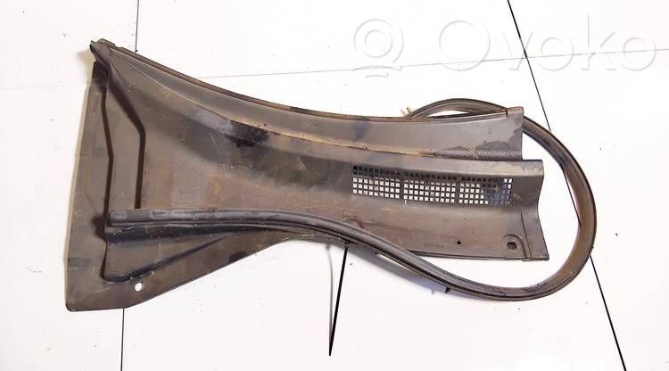 Nissan X-Trail T30 Rivestimento del tergicristallo