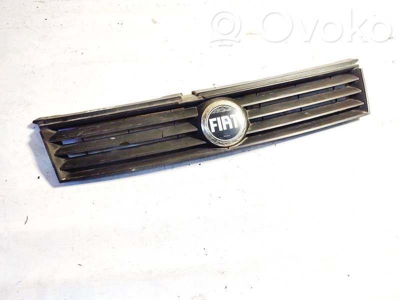 Fiat Stilo Etusäleikkö 