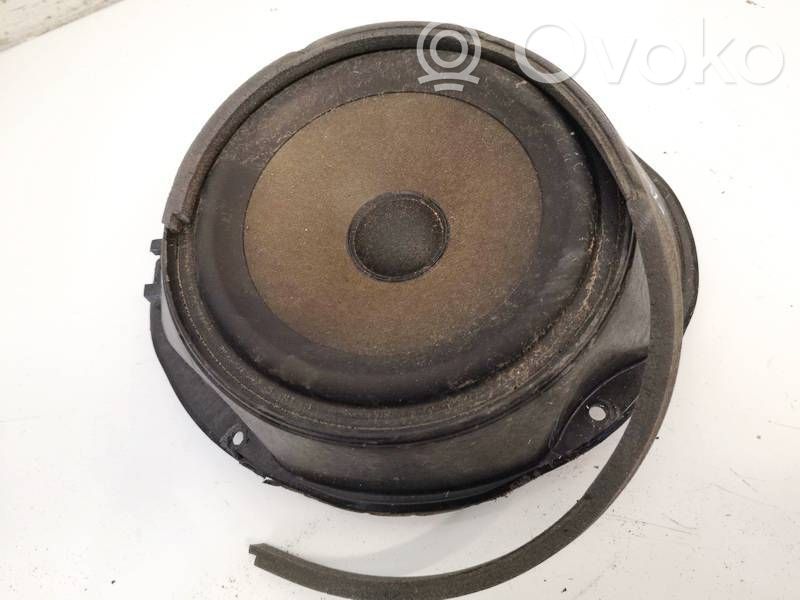 Ford Focus Etuoven kaiutin 
