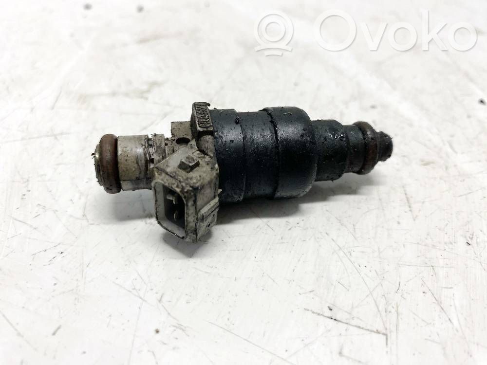 Audi A4 S4 B5 8D Inyector de combustible 